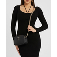 Product GUESS NOELLE CROSSBODY CAMERA WOMEN'S BAG (Dimensions: 20.5 x 14 x 7.5 cm) thumbnail image