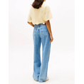 Product TOMMY JEANS TJW REG WAIST TIE BADGE TEE EXT thumbnail image