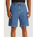 Product CALVIN KLEIN PULL ON RELAXED DENIM SHORT thumbnail image