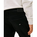 Product TOMMY JEANS SCANTON SLIM DH4288 thumbnail image