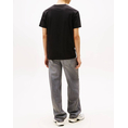 Product TOMMY JEANS TJM REG TOMMY DNA FLAG TEE EXT thumbnail image
