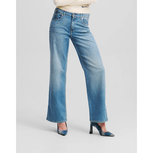 Product KARL LAGERFELD JEANS KLJ MR RELAXED DENIM W/ SLIT base image