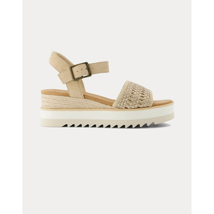 Product TOMS CHA MET LTHR BASKET WM DIANA SAND base image