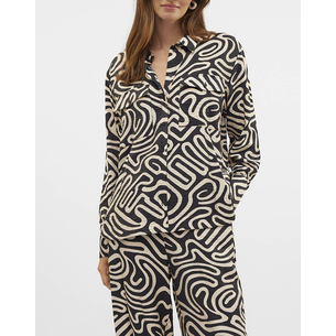 Product VERO MODA VMVIGDIS L/S SHIRT WVN BTQ GA base image