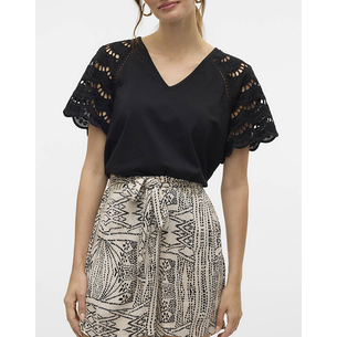 Product VERO MODA VMBLASY S/S T-SHIRT JRS BTQ GA base image