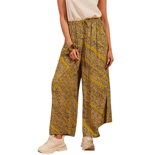 Product NAMASTE PANTS base image