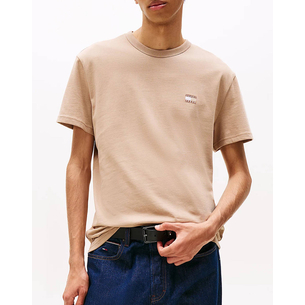 Product TOMMY JEANS TJM REG BADGE TEE EXT base image