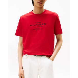 Product TOMMY HILFIGER HILFIGER STACK GRAPHIC TEE base image