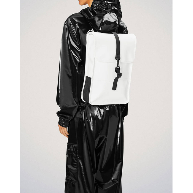 Product RAINS Backpack Mini W3 (Dimensions: 34 x 30.5 x 12 cm) base image