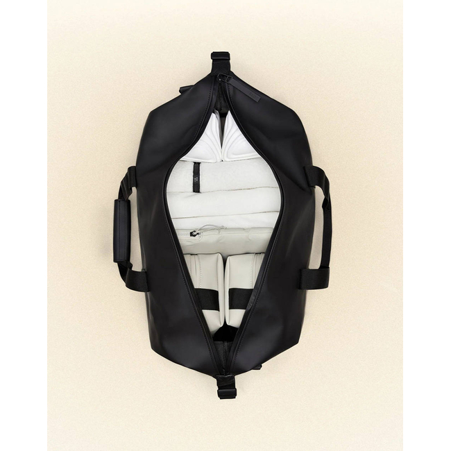 Product RAINS Hilo Weekend Bag W3 (Διαστάσεις: 27 x 52 x 26 εκ.) base image