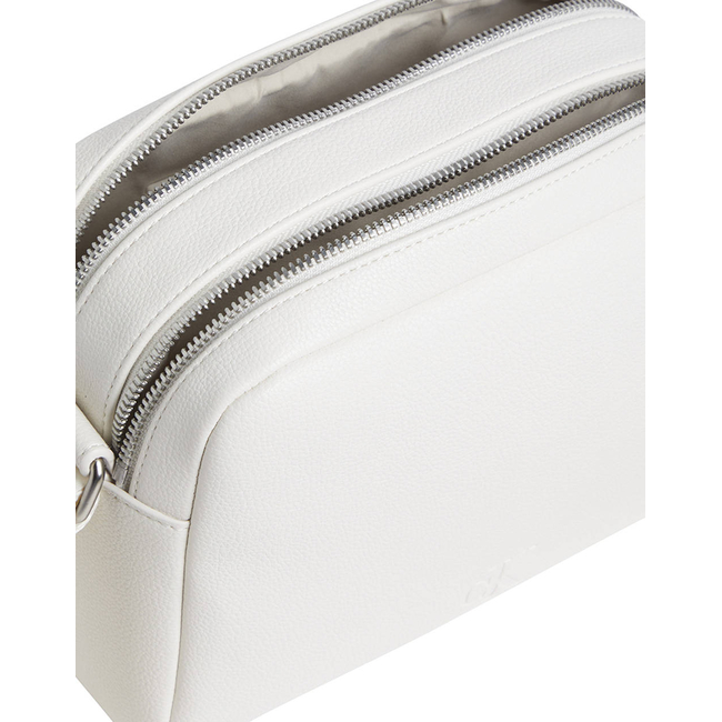 Product CALVIN KLEIN OVER WEBBING CAMERA BAG21 PU (Διαστάσεις: 21 x 16 x 9 εκ.) base image