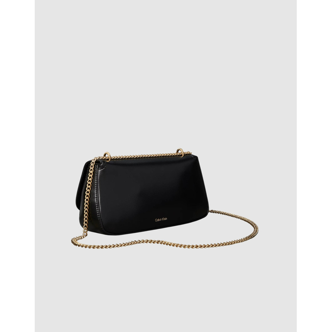 Product CALVIN KLEIN CK CONVERTIBLE CHAIN SMALL BAG base image