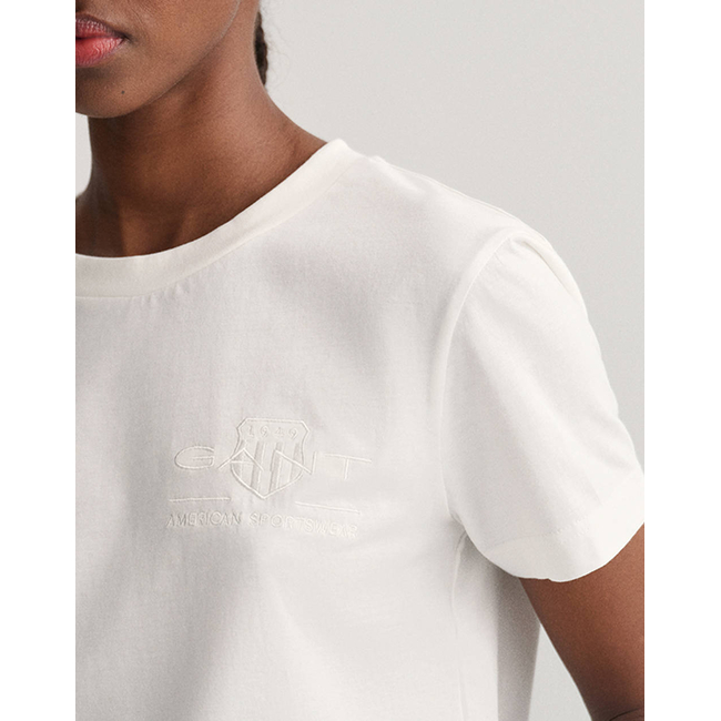 Product GANT REG TONAL SHIELD SS T-SHIRT base image
