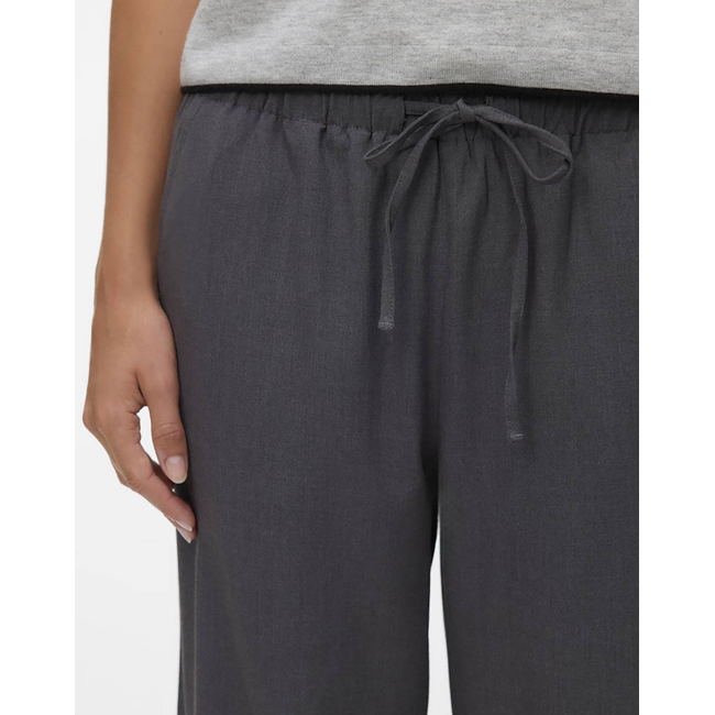 Product VERO MODA VMMILLY LW WIDE STRING PANT NOOS base image