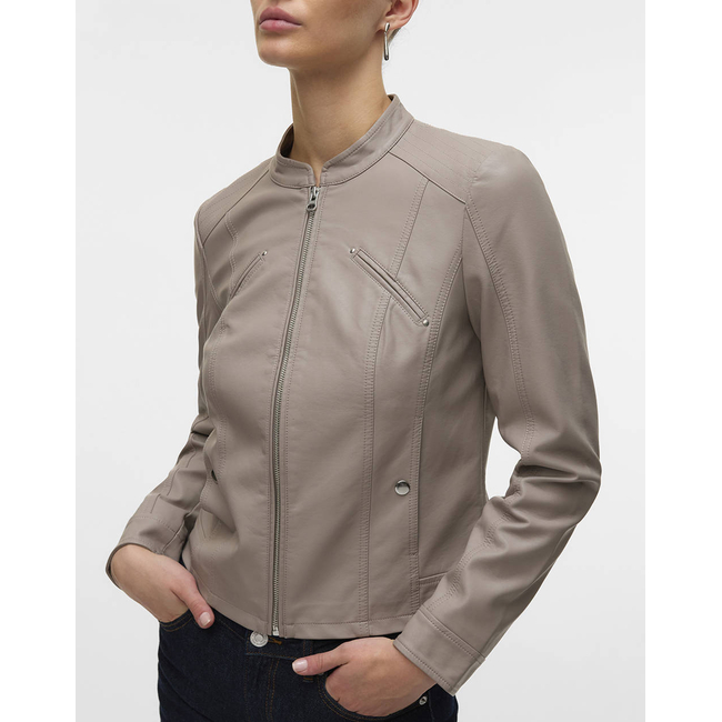 Product VERO MODA VMFAVODONA COATED JACKET NOOS base image