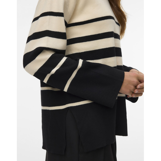Product VERO MODA VMSABA LS O-NECK STRIPE PULLOVER GA NOOS base image