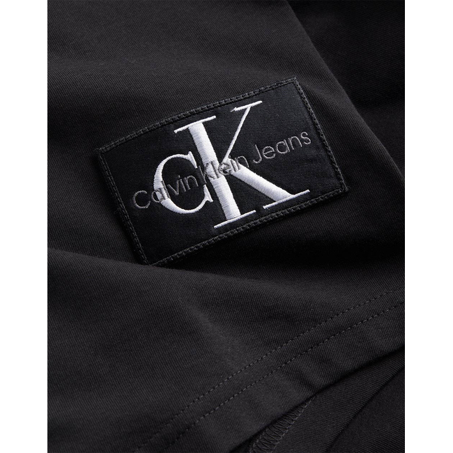 Product CALVIN KLEIN BADGE ROUND HEM TEE base image