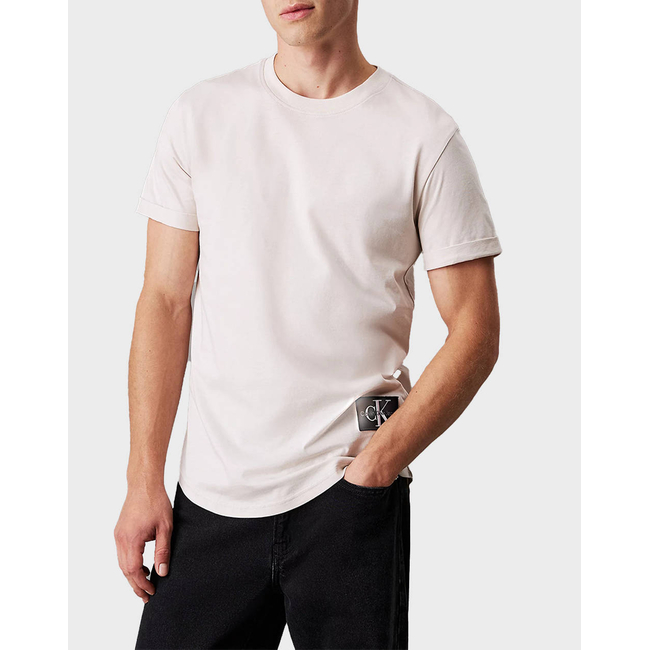 Product CALVIN KLEIN BADGE ROUND HEM TEE base image