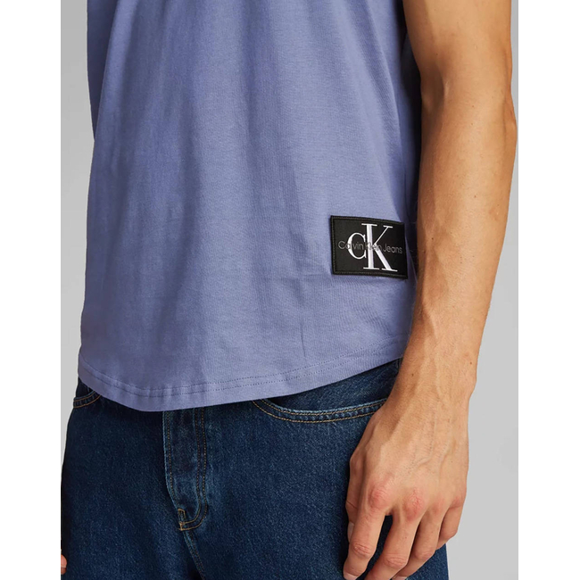 Product CALVIN KLEIN JEANS BADGE ROUND HEM TEE base image