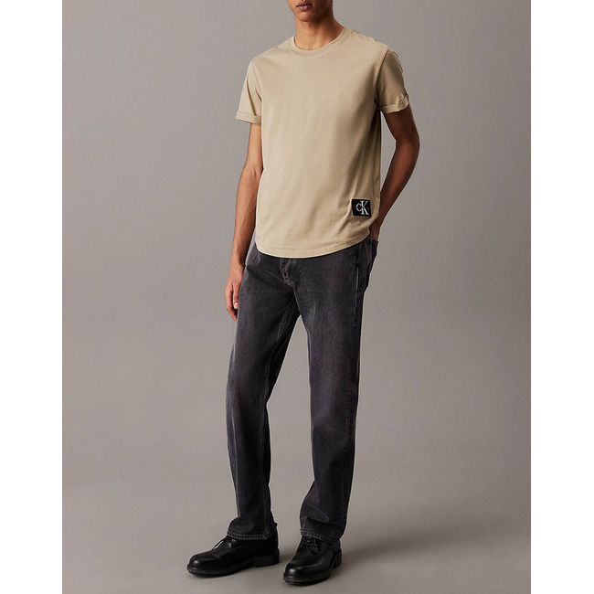Product CALVIN KLEIN JEANS BADGE ROUND HEM TEE base image