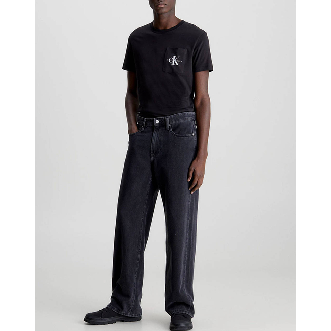 Product CALVIN KLEIN CORE MONOGRAM POCKET SLIM TEE base image