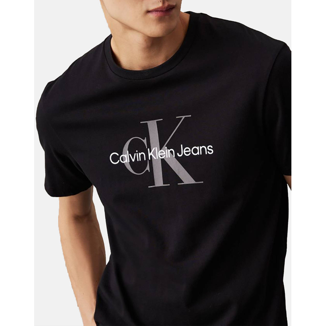 Product CALVIN KLEIN JEANS SS HERO MONOGRAM TEE 30S EU OPT base image