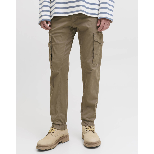 Product JACK&JONES JJIPAUL JJFLAKE AKM 542 BLACK NOOS base image