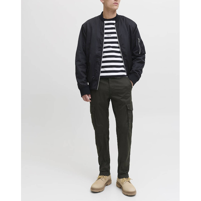 Product JACK&JONES JJIPAUL JJFLAKE AKM 542 BLACK NOOS base image