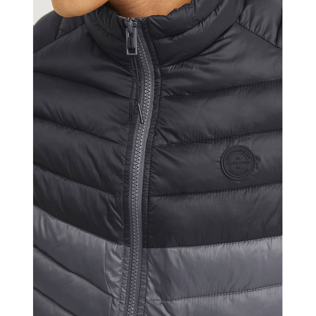 Product JACK&JONES JJESPRINT BODYWARMER COLLAR NOOS base image