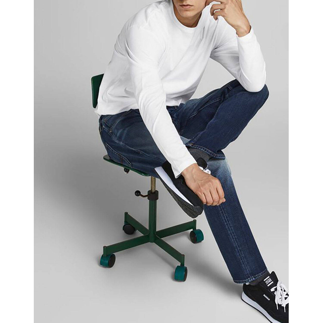 Product JACK&JONES JJENOA TEE O-NECK LS NOOS base image