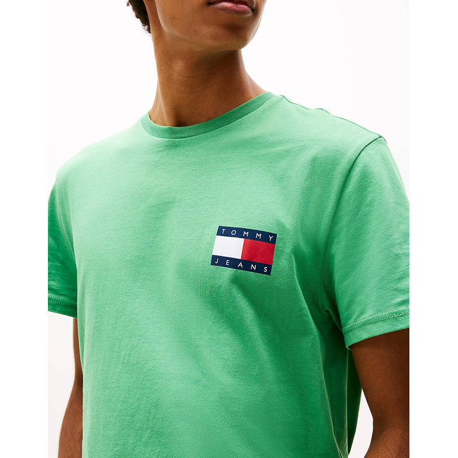 Product TOMMY JEANS TJM SLIM ESSENTIAL FLAG TEE EXT base image