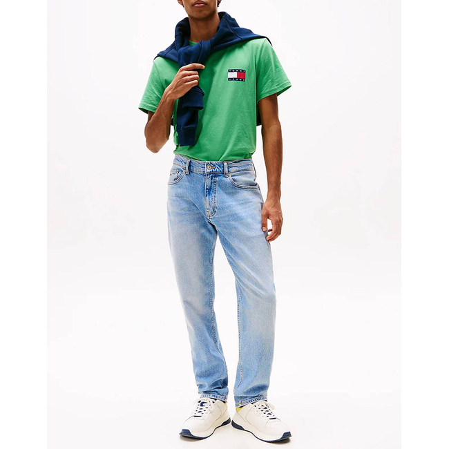 Product TOMMY JEANS TJM SLIM ESSENTIAL FLAG TEE EXT base image