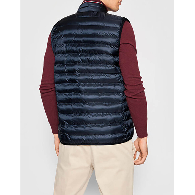 Product TOMMY HILFIGER ΜΠΟΥΦΑΝ ΑΜΑΝΙΚΟ PACKABLE RECYCLED VEST base image