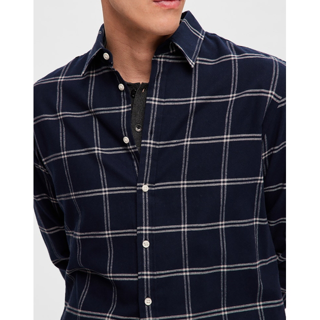 Product SELECTED  SLHSLIMOWEN-BRUSHED SHIRT LS NOOS base image