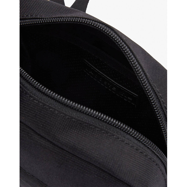 Product LACOSTE  ΤΣΑΝΤΑ (Διαστάσεις: 16.5 x 21 x 7εκ.) base image