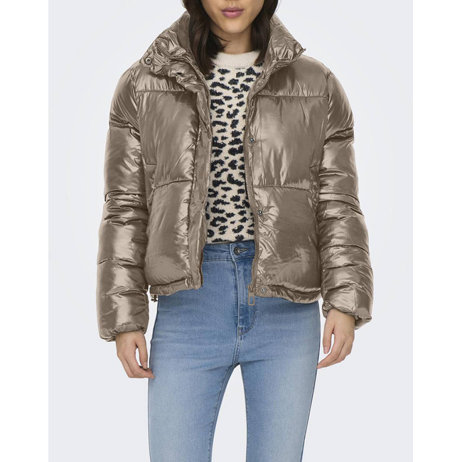 Product ONLY ONLSKY SHORT PUFFER CC OTW base image
