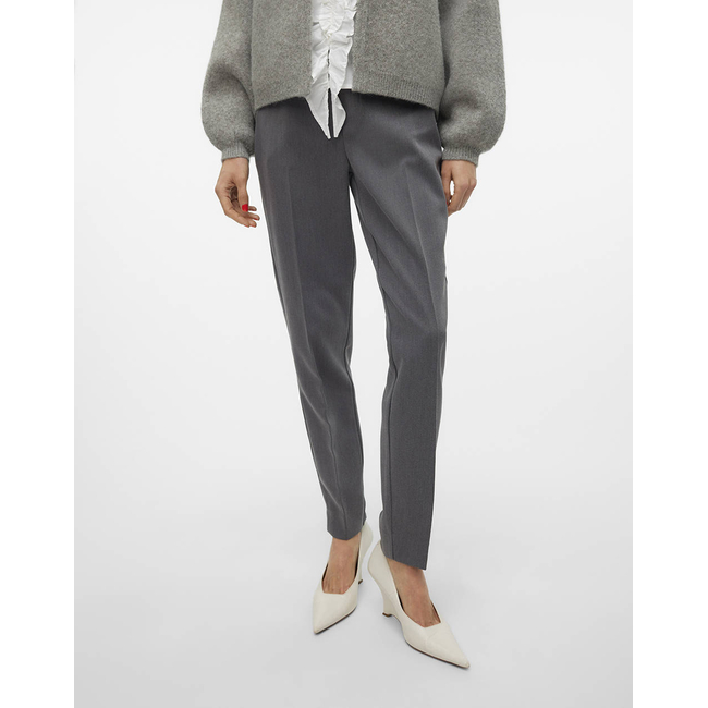 Product VERO MODA VMBEATE HW TAPERED PANT base image