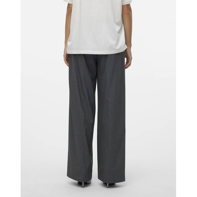 Product VERO MODA VMMADJA MW WIDE BOXER DETAIL PANT base image