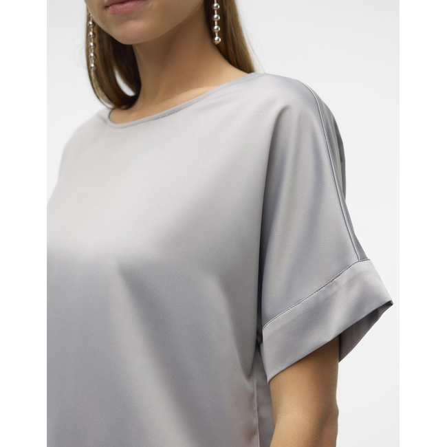Product VERO MODA VMMERLE 2/4 O-NECK TOP WVN GA NOOS base image