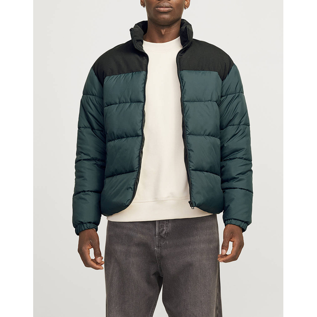 Product JACK&JONES JJMOON STAND COLLAR PUFFER base image