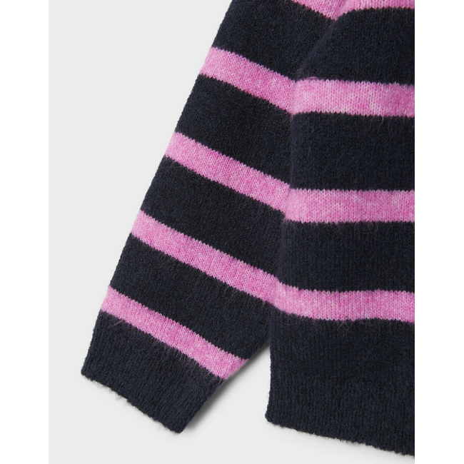 Product NAME IT NMFNASILLE LS KNIT BOX base image