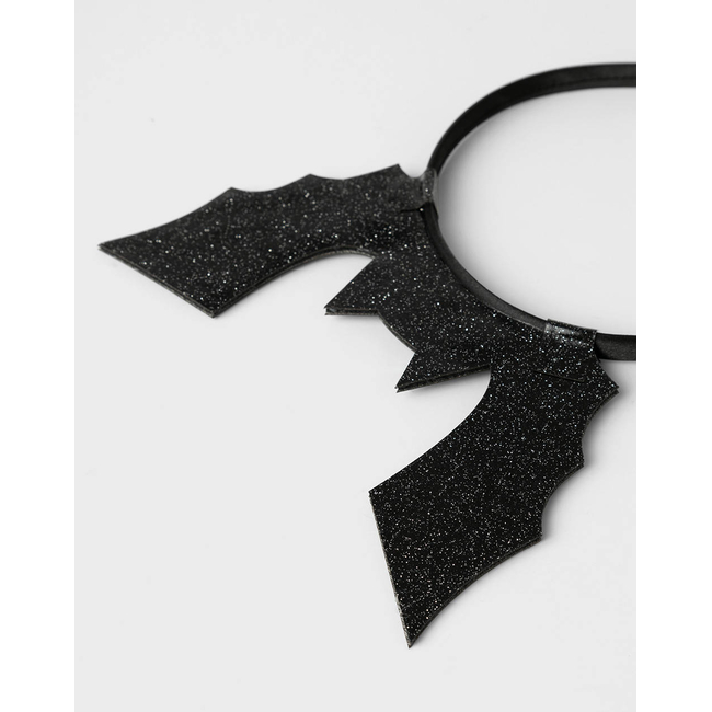 Product NAME IT NKFBOOH HAIRBRACE base image
