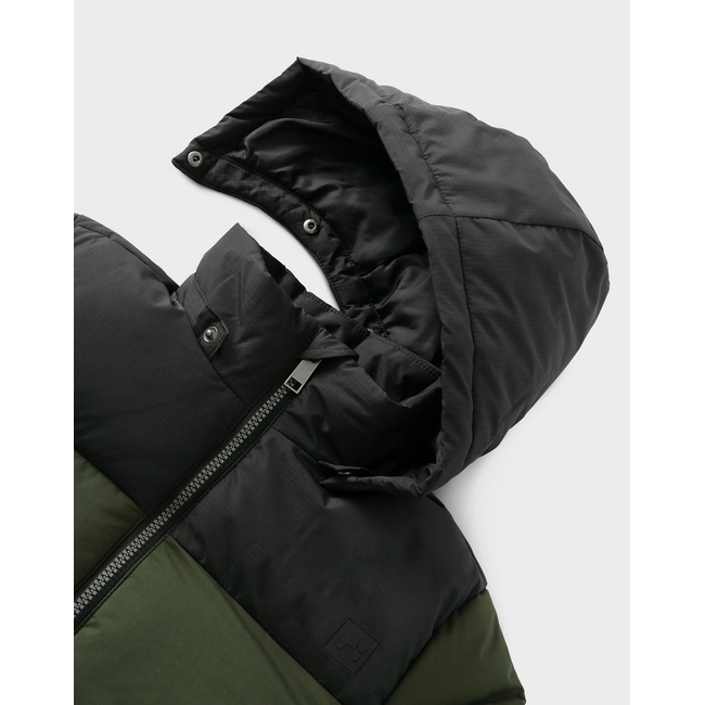 Product NAME IT NKMMORNING PUFFER JACKET TB base image