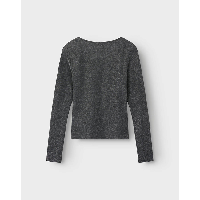 Product NAME IT NLFRUINA LS DEEP O-NECK SHORT TOP base image