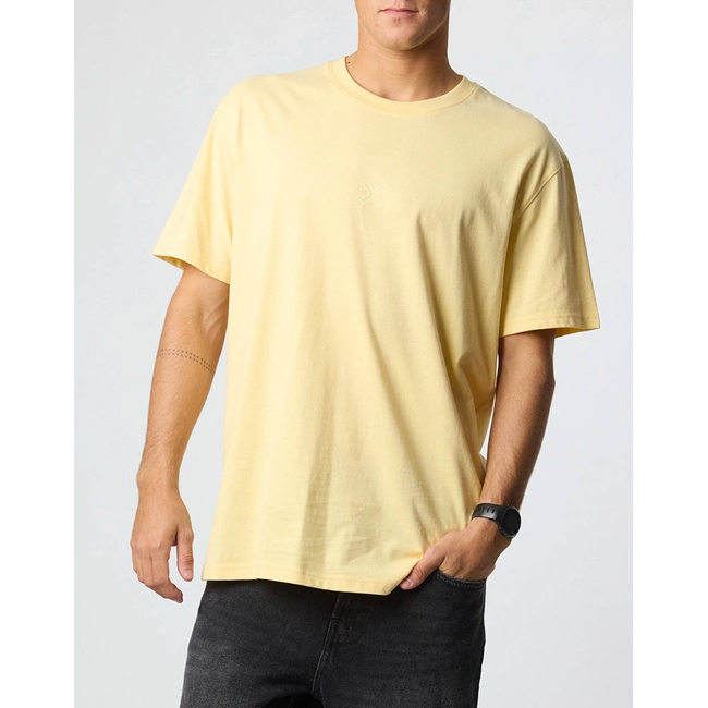 Product BLUE BANANA LIGHT YELLOW REEF TEE / ΚΟΝΤΟΜΑΝΙΚΟ base image
