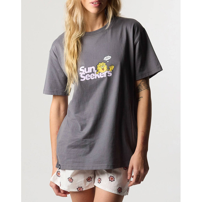 Product BLUE BANANA ASH SUN SEEKERS TEE / ΚΟΝΤΟΜΑΝΙΚΟ base image