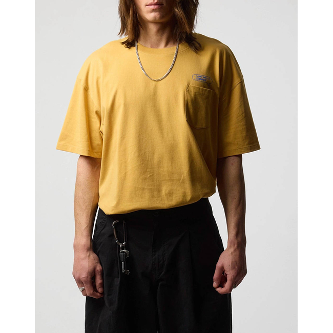 Product BLUE BANANA YELLOW WIZARD TEE / ΚΟΝΤΟΜΑΝΙΚΟ base image
