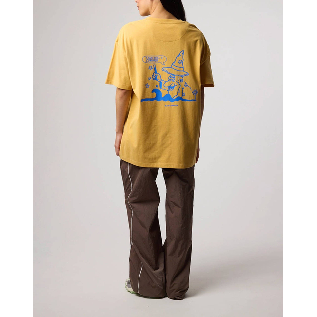 Product BLUE BANANA YELLOW WIZARD TEE / ΚΟΝΤΟΜΑΝΙΚΟ base image