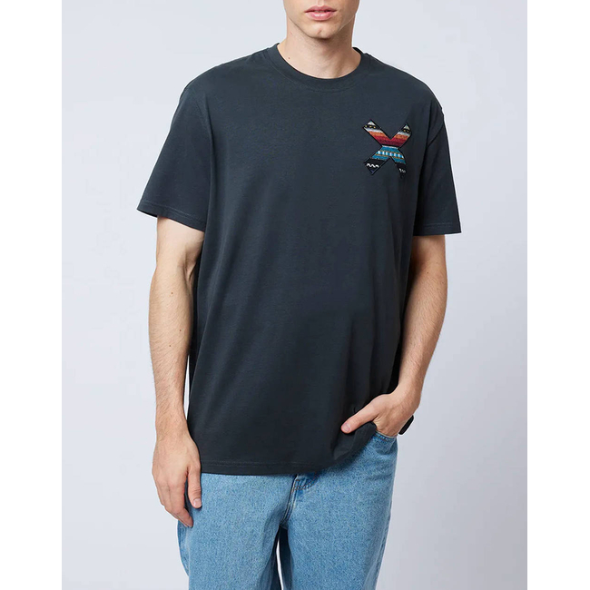 Product BLUE BANANA ANTHRACITE CLASSIC TEE / ΚΟΝΤΟΜΑΝΙΚΟ base image