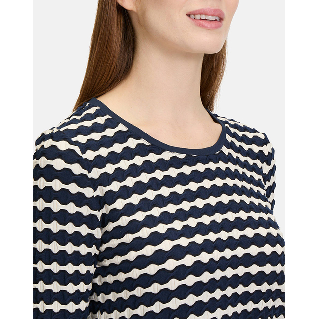 Product BETTY BARCLAY BLOUSE base image